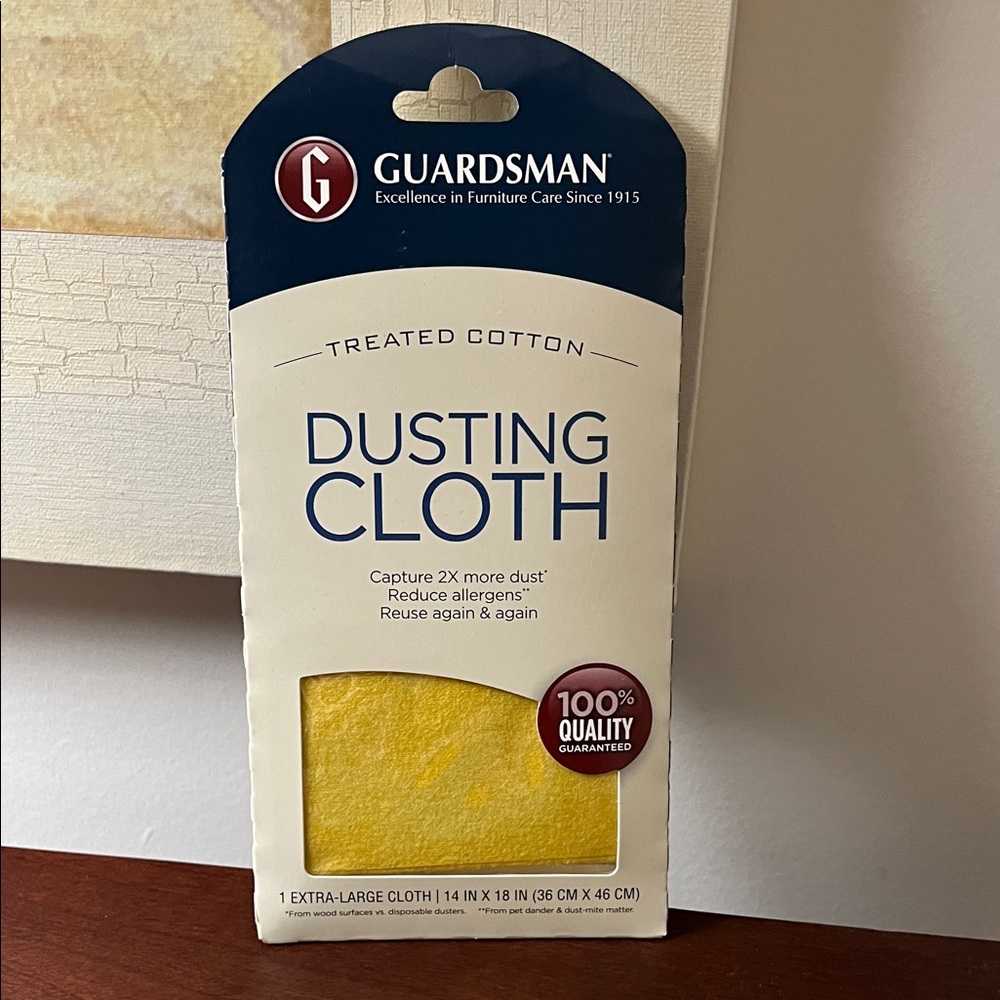 ***NIP*** Guardsman Treated Cotton Dusting Cloth